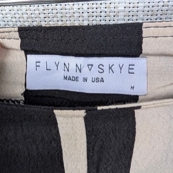 Flynn Skye Black/Cream Striped High Waist Cropped/Ankle Wide Leg Pants, size M - Picture 3 of 8